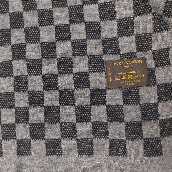 LOUIS VUITTON Black Gray Reversible Cashmere Damier Scarf Pre-Owned - Picture 12 of 13